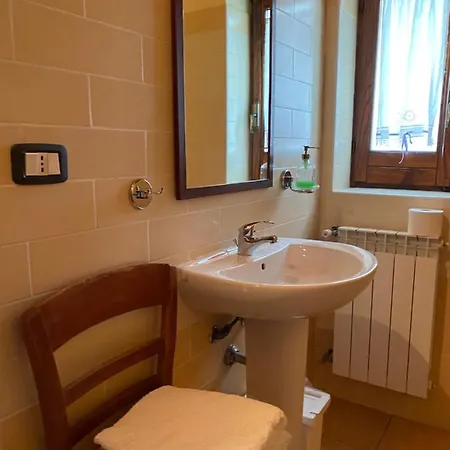 Agriturismo Il Vecchio Casale Agroturismo Mirabella Eclano